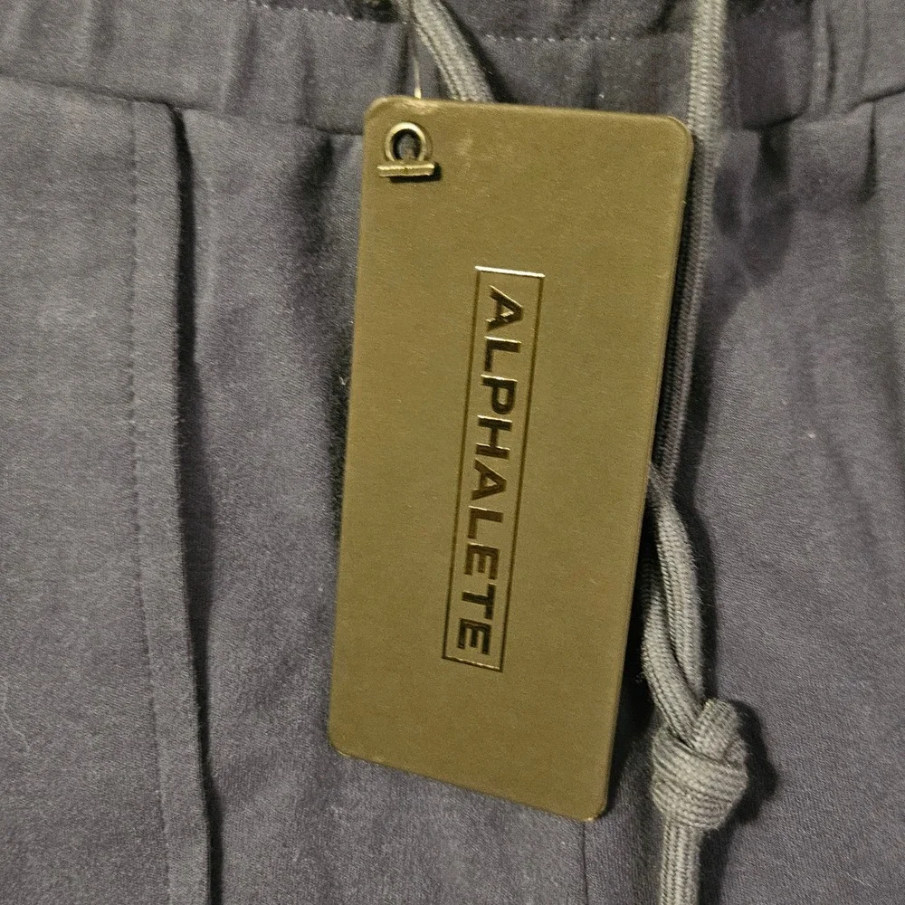Alphalete cargo joggers